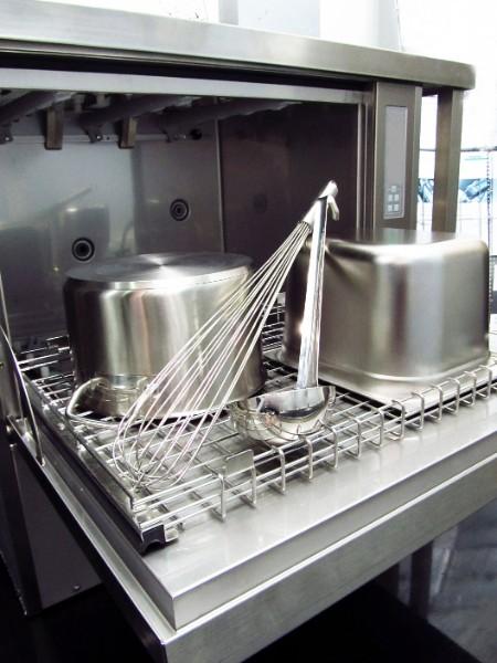 lave vaisselle industriel